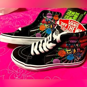 Glow in the dark sugar skull vans
